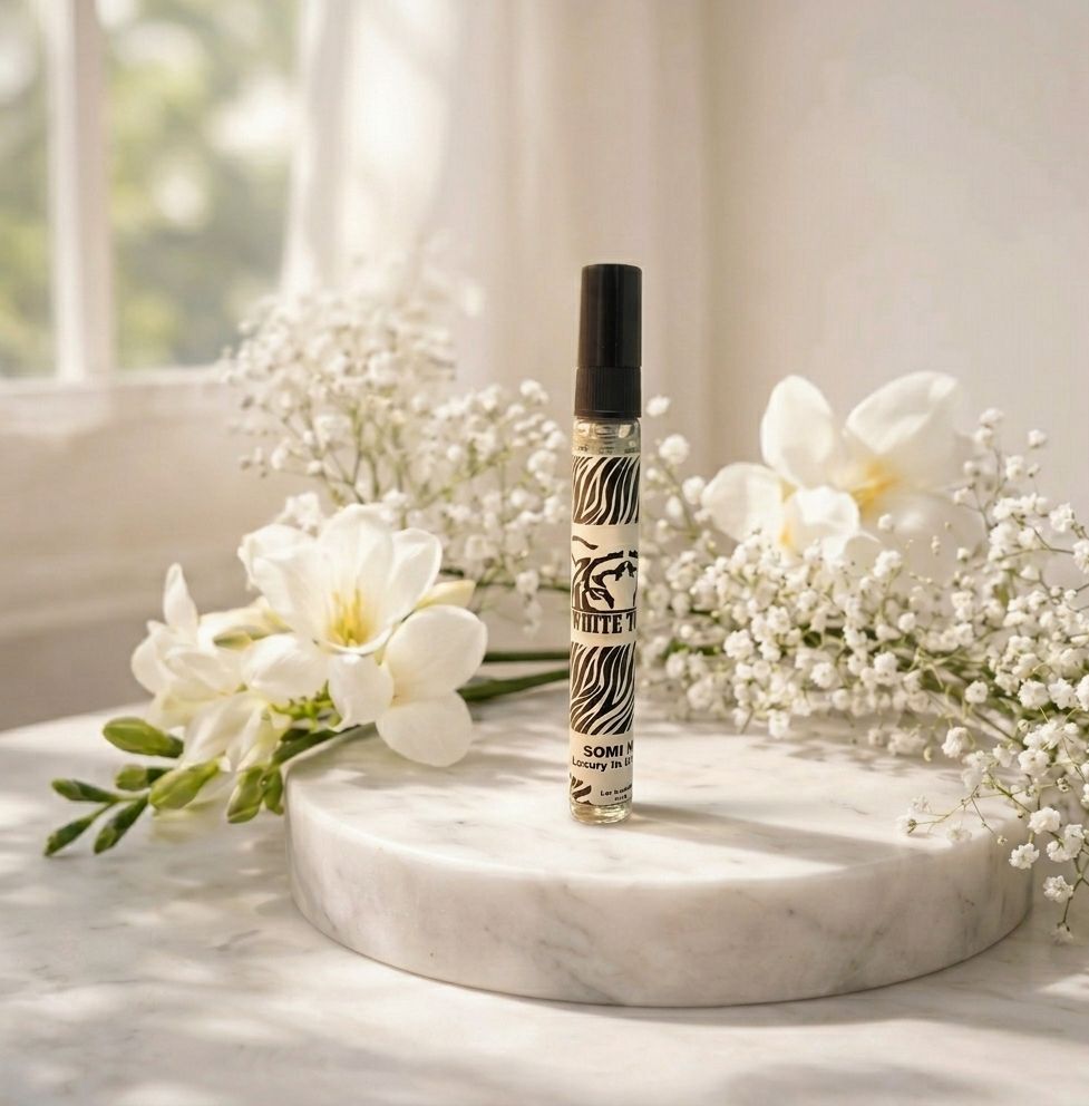WHITE TIGER luxury oil perfume detail — bergamot, rose, sandalwood — SOMI AURA